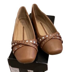 New Directions Bloom Cognac Studded Flats 8.5